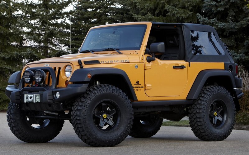 Yellow Jeep Wrangler — Outdoor, Photograph, Trees