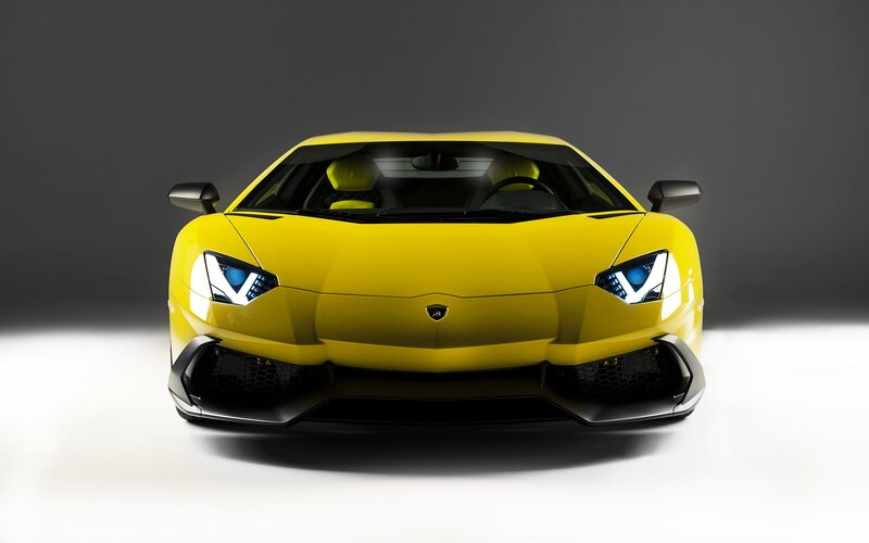Yellow Lamborghini Aventador — Dramatic, Photograph, Car