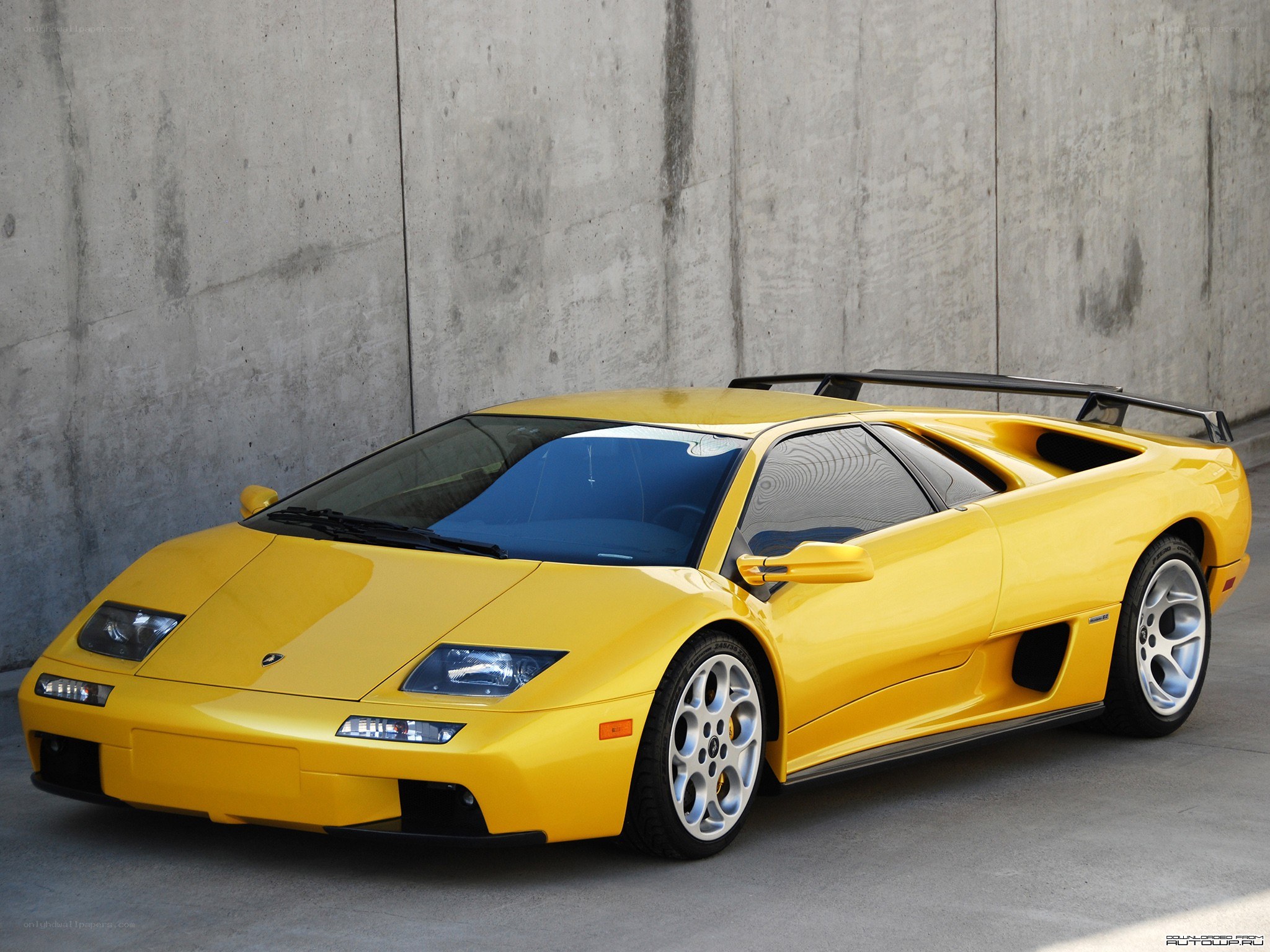Yellow Lamborghini Diablo