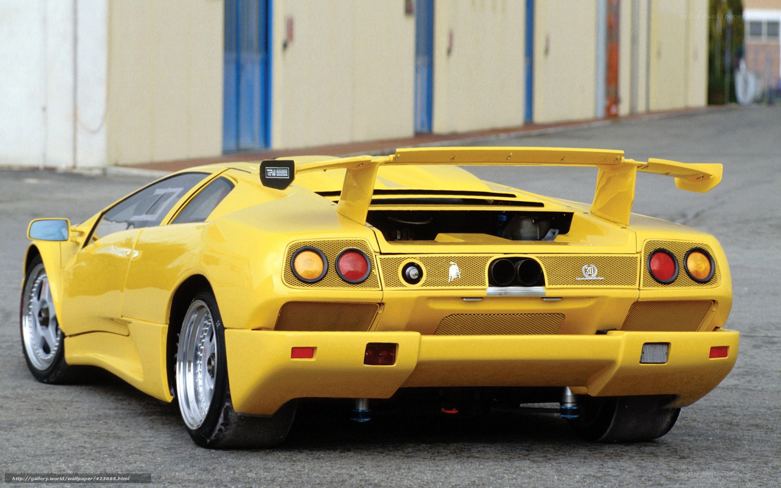 Yellow Lamborghini Diablo