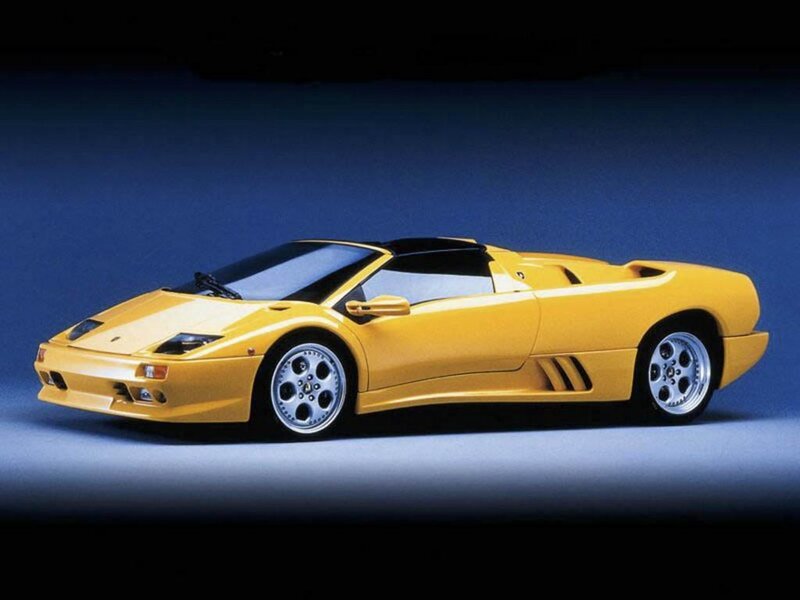 Yellow Lamborghini Diablo VT