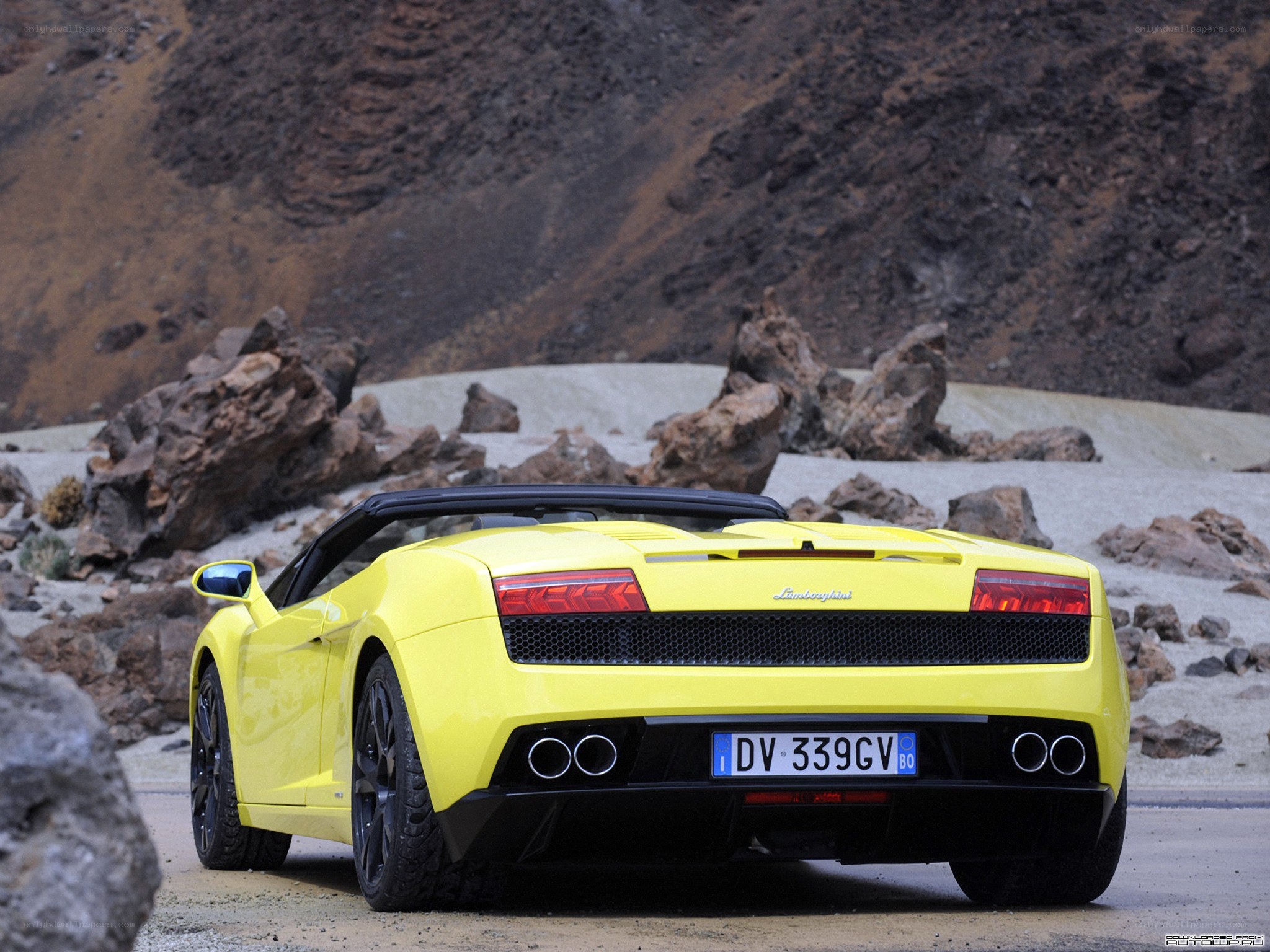 Yellow Lamborghini Gallardo