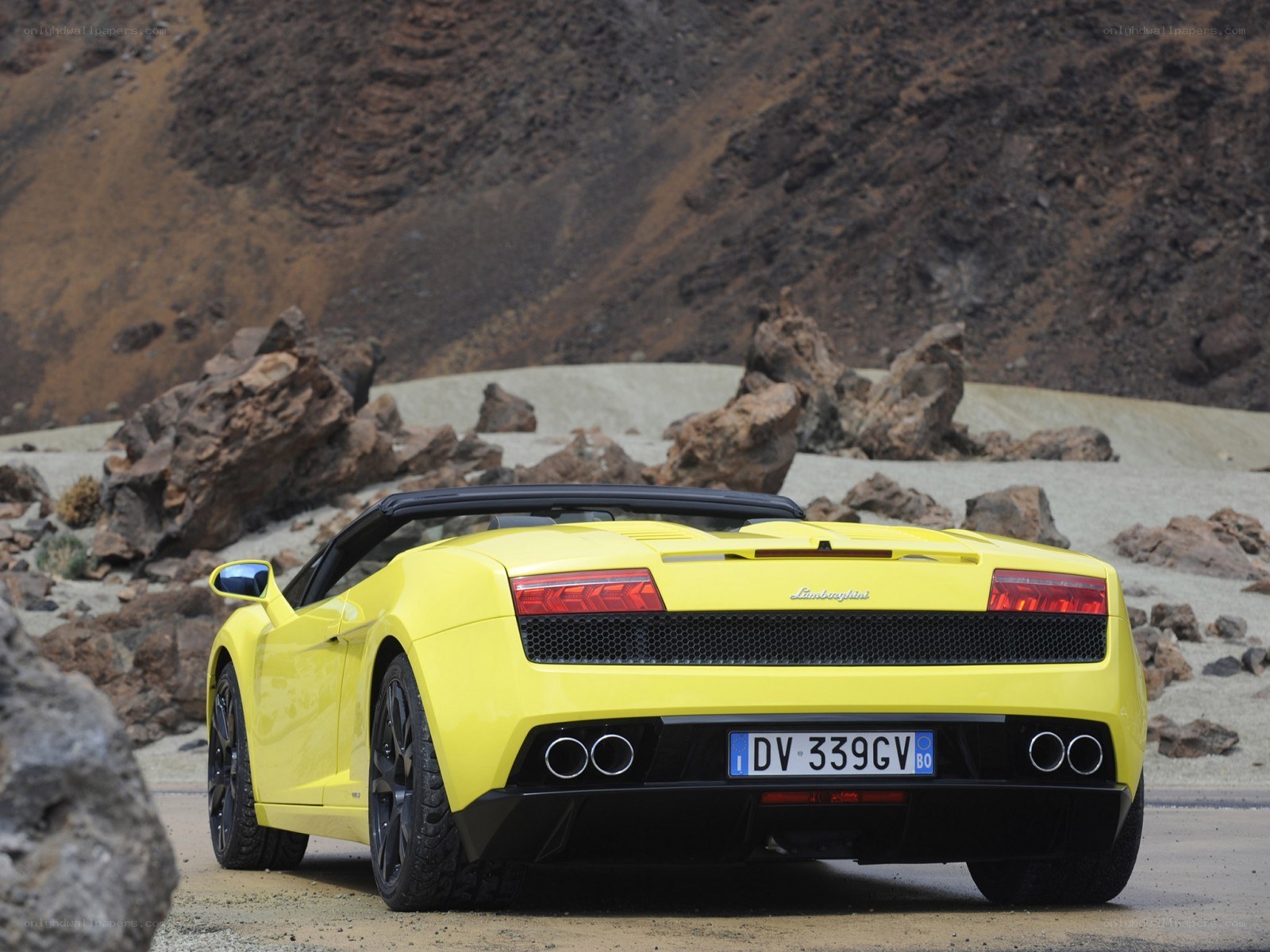 Yellow Lamborghini Gallardo