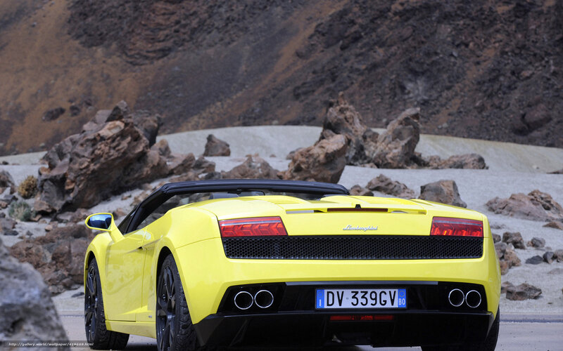 Yellow Lamborghini Gallardo