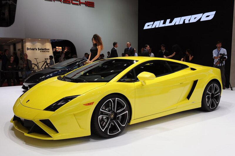 Yellow Lamborghini Gallardo — Showroom