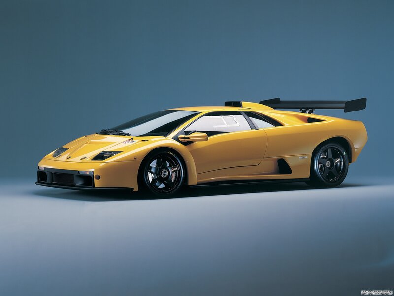 yellow lamborghini sports car