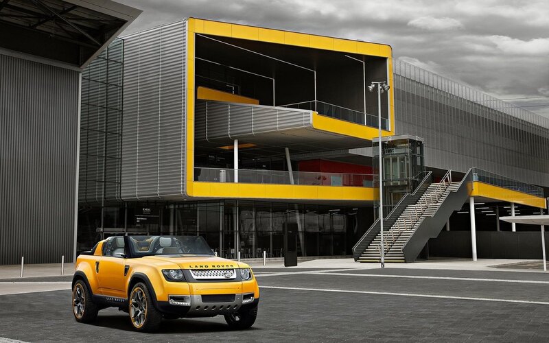 Yellow Land Rover Concept — Dramatic, Photograph