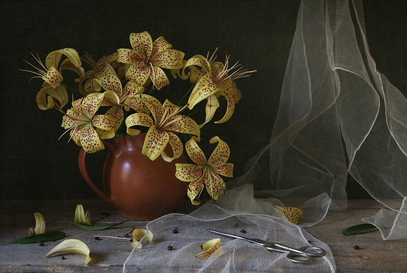 Yellow Lilies in a Vase — Dramatic
