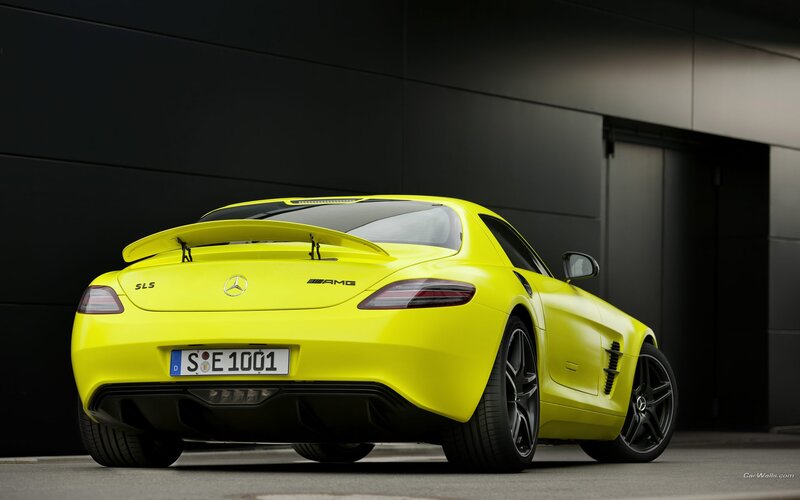 yellow mercedes-benz sls amg