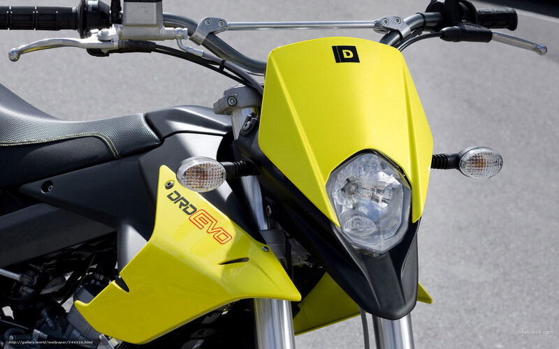 Yellow Motorcycle Front — Neutral
