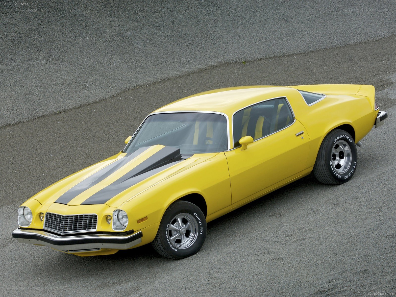 yellow muscle car