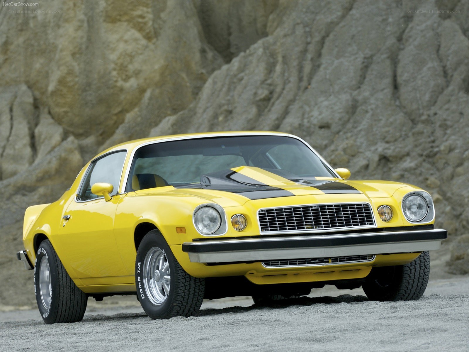 Yellow muscle car