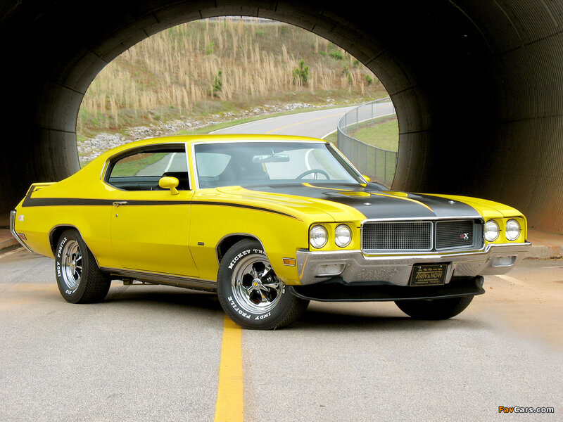 Yellow Muscle Car — Dramatic, Afternoon, Photograph, Tunnel