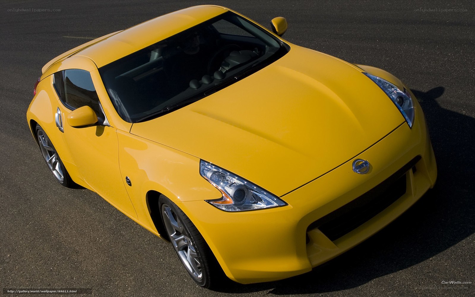 Yellow Nissan 370Z sports car