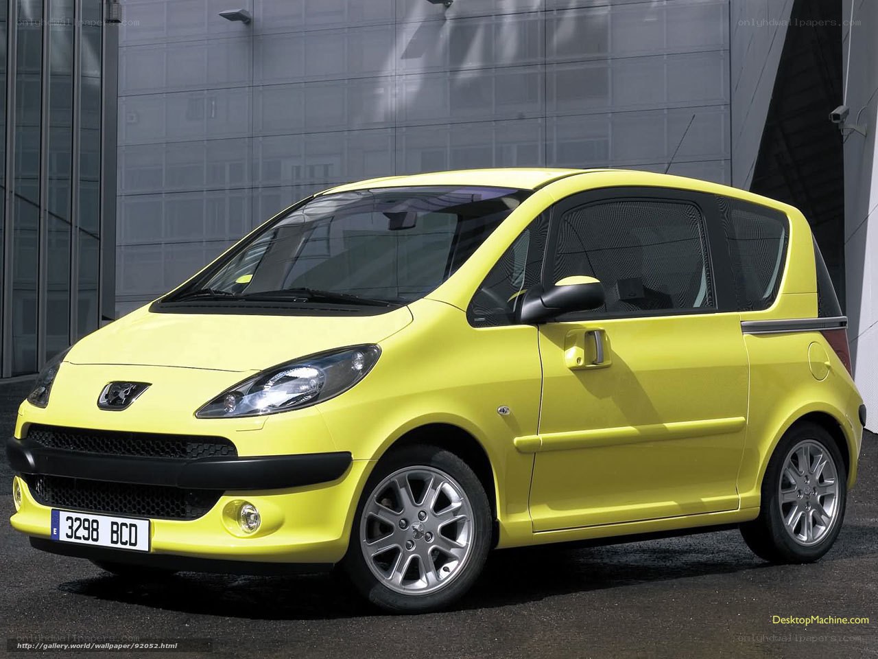Yellow Peugeot 206 SW