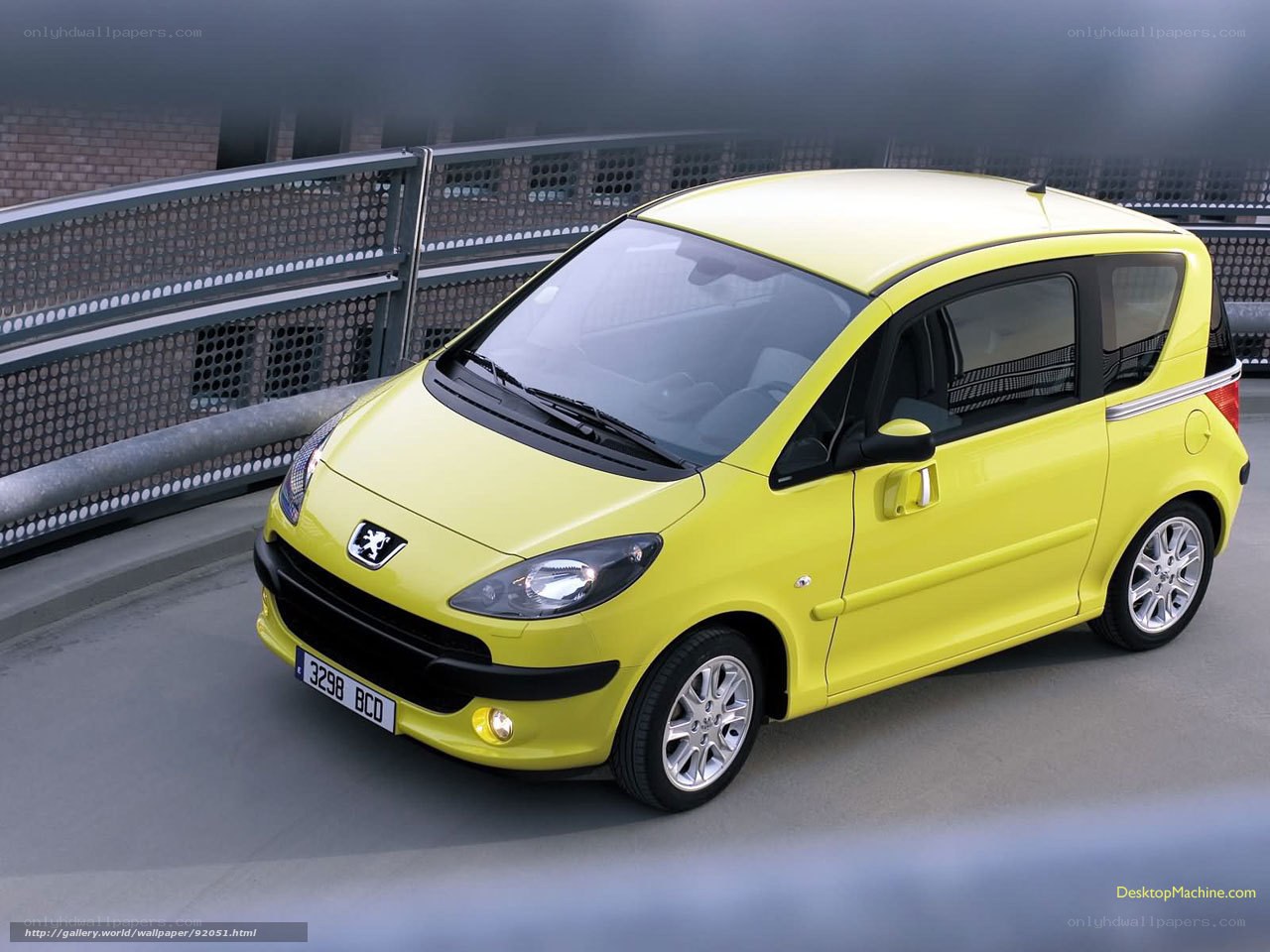 Yellow Peugeot 207 SW