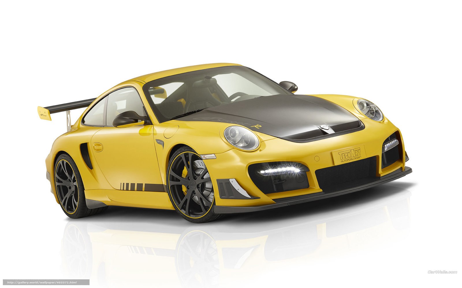 Yellow Porsche 911 GT3 RS