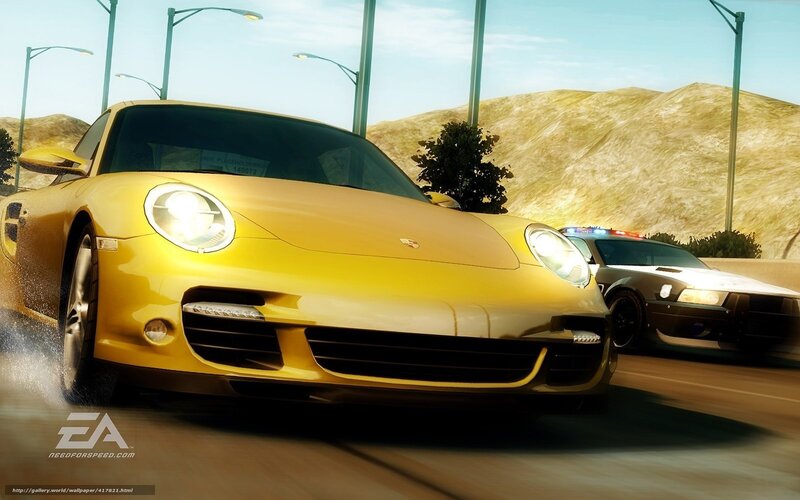 Yellow Porsche in pursuit