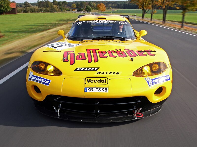 Yellow Race Car — Dynamic, Autumn