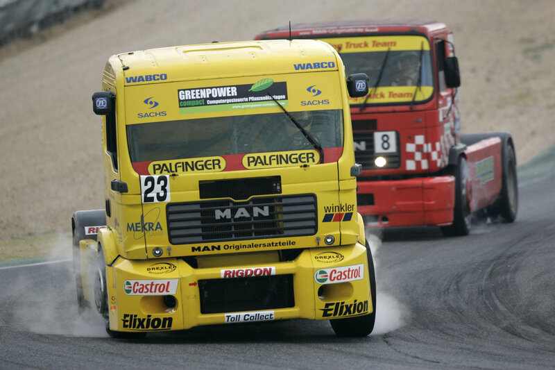 Yellow Racing Truck — Dynamic