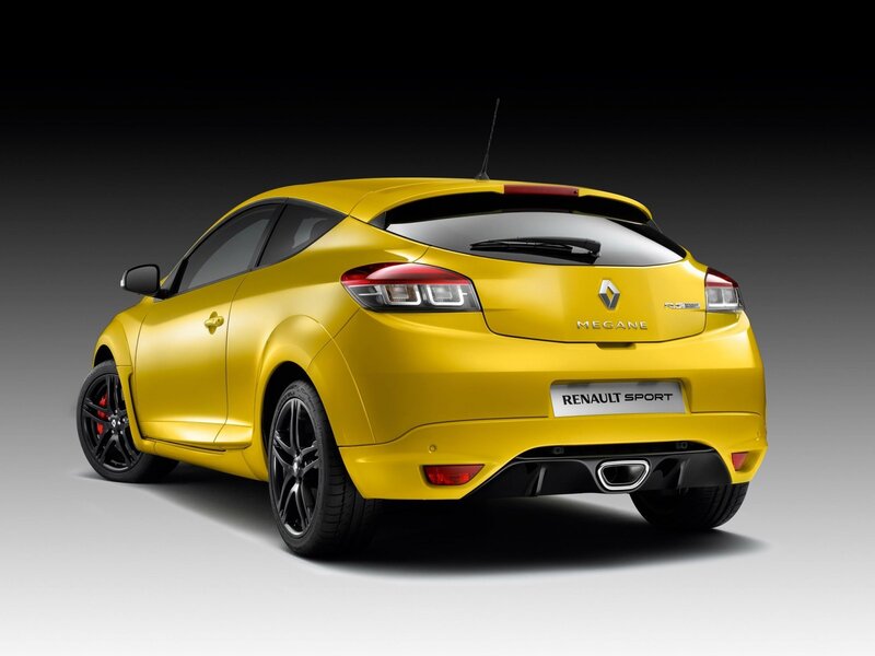 yellow renault megane sport