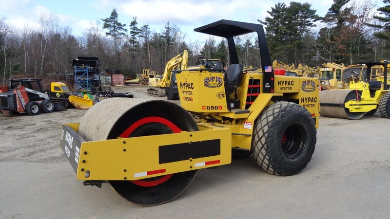 Yellow Road Roller — Industrial