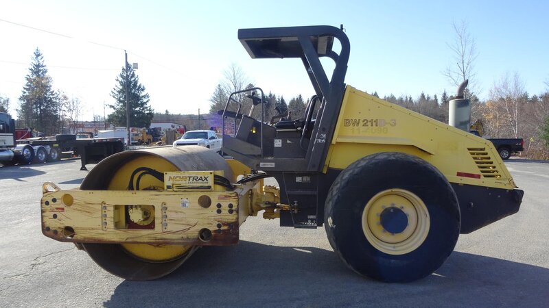 Yellow Road Roller — Neutral