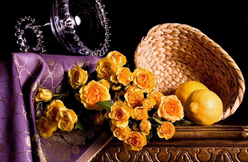 Yellow Roses and Lemons — Dramatic