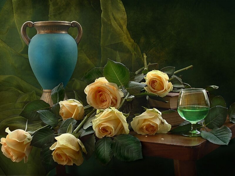 Yellow Roses and Vase — Green
