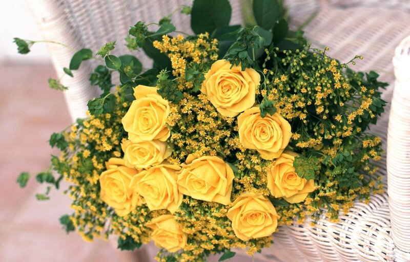 yellow roses bouquet