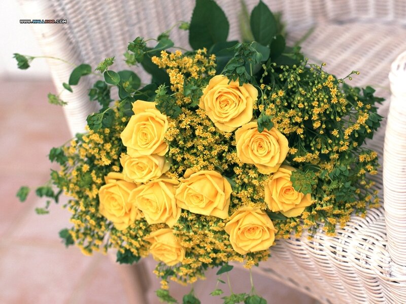 Yellow Roses Bouquet — Calm