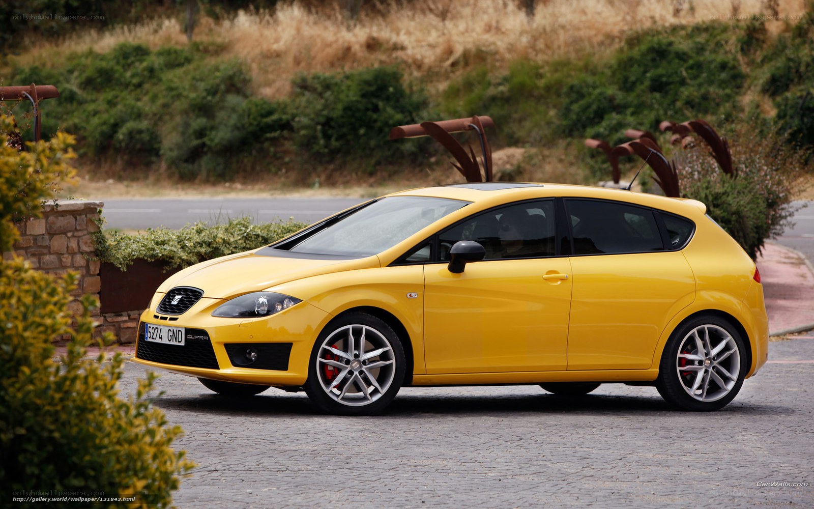 yellow seat cupra car