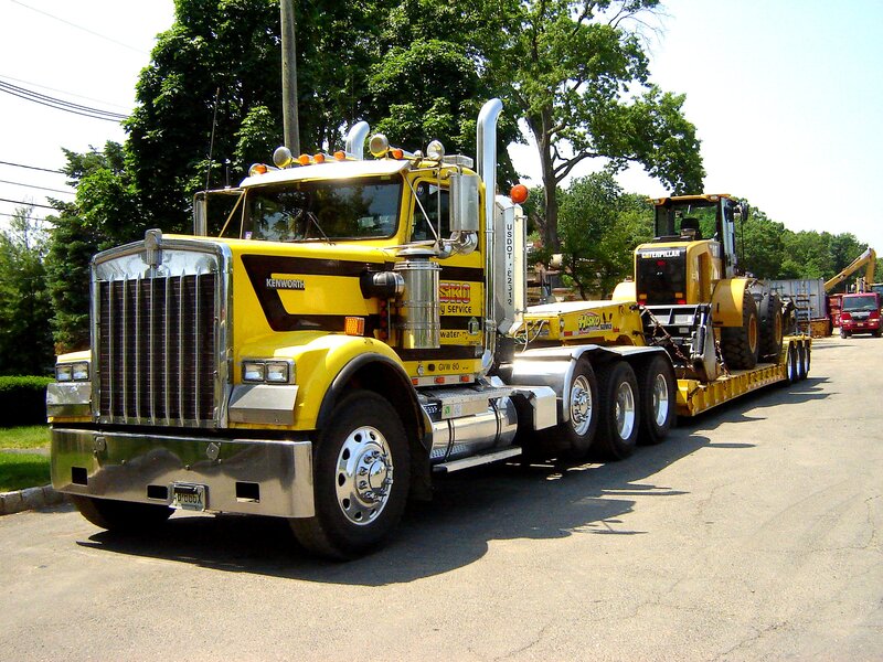Yellow Semi-truck — Neutral, Afternoon
