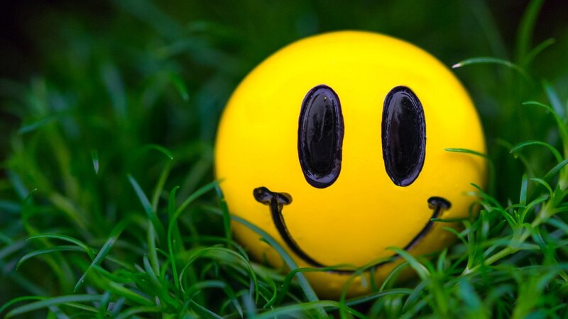 Yellow Smiley Ball — Calm, Photograph