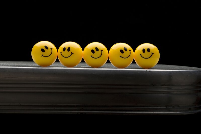 Yellow Smiley Balls — Neutral