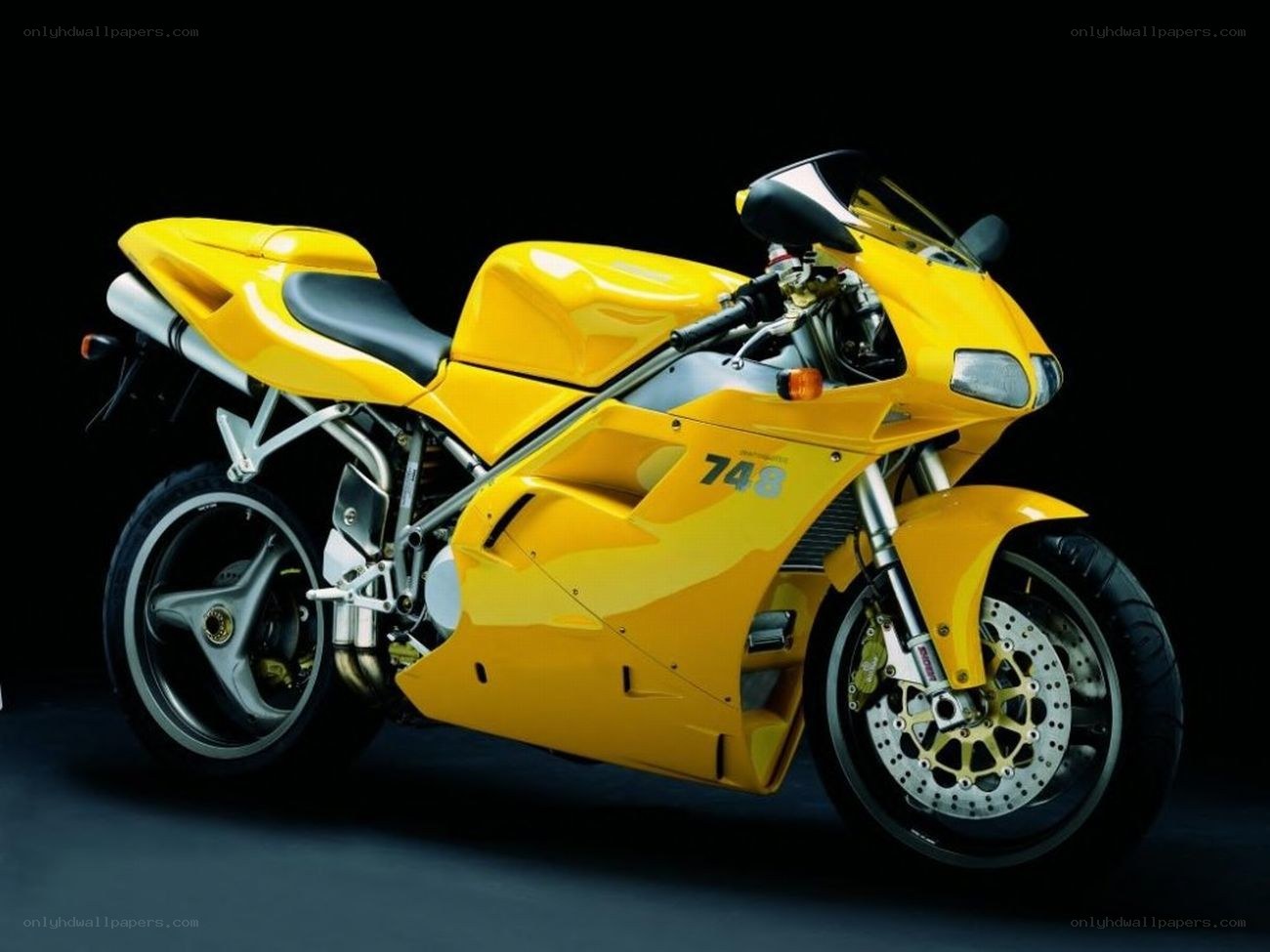 yellow sport motorcycle