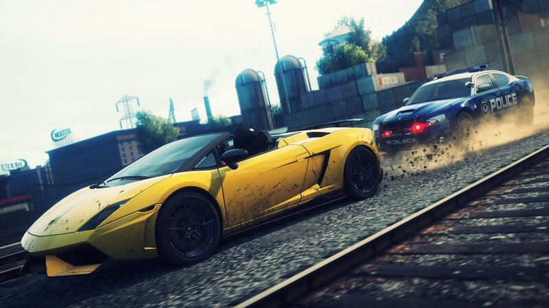 Yellow sports car chase