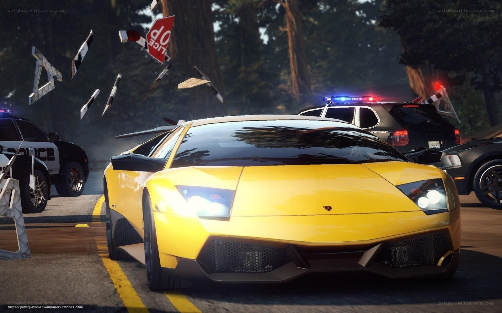 Yellow sports car chase