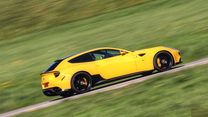 Yellow Sports Car — Dynamic, Grass