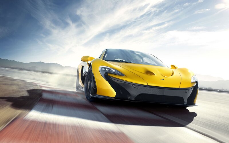 Yellow Sports Car — Dynamic, Mountains