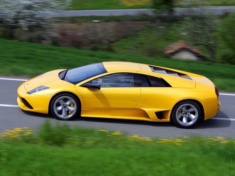Yellow Sports Car — Dynamic, Spring