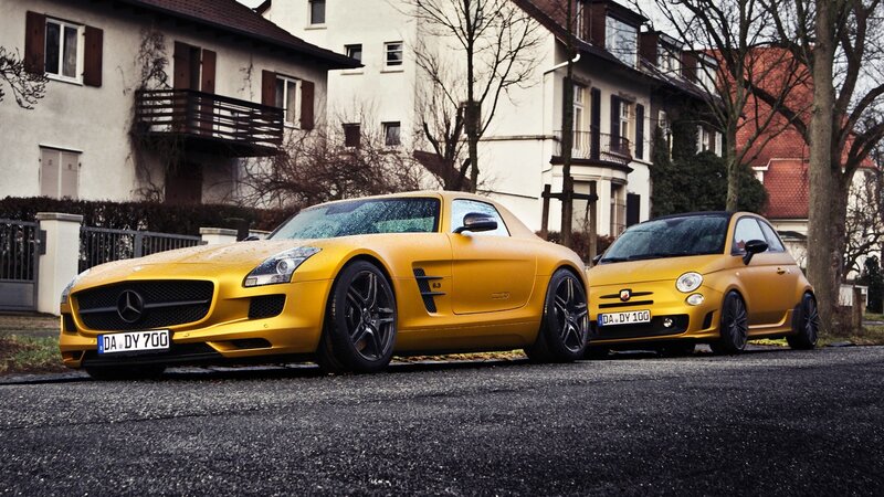 Yellow Sports Cars — Dramatic, Winter