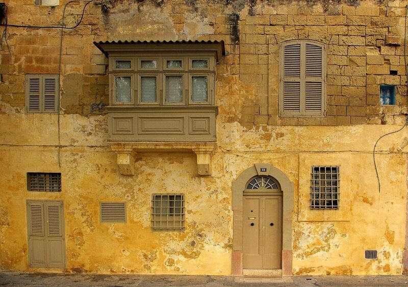 Yellow Stone Building