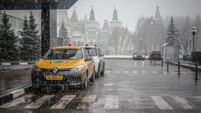 Yellow Taxi in Snow — Cold