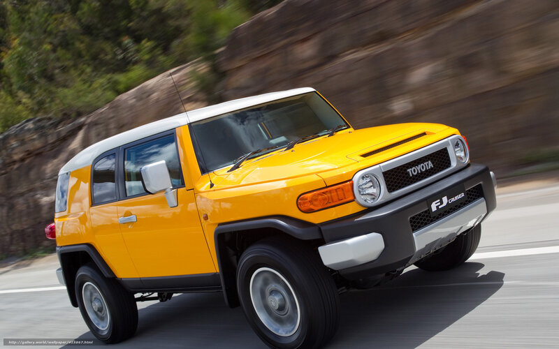 Yellow Toyota Fj Cruiser