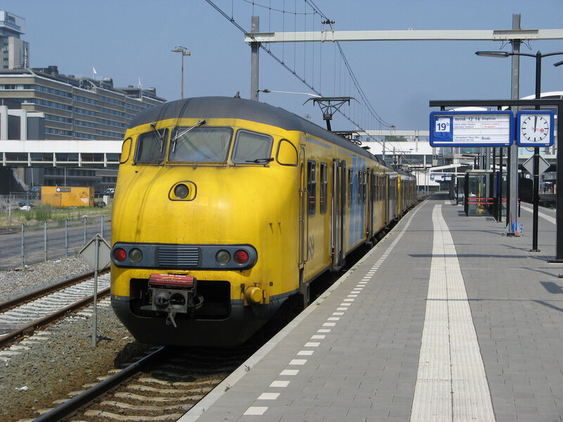 Yellow Train at Station — Calm
