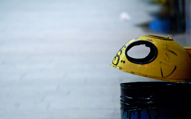 yellow trash can lid