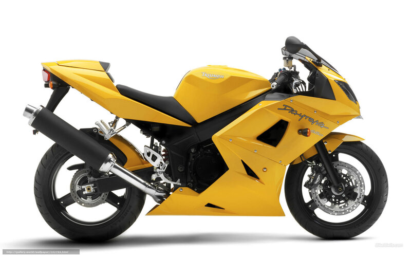 yellow triumph daytona 650 motorcycle