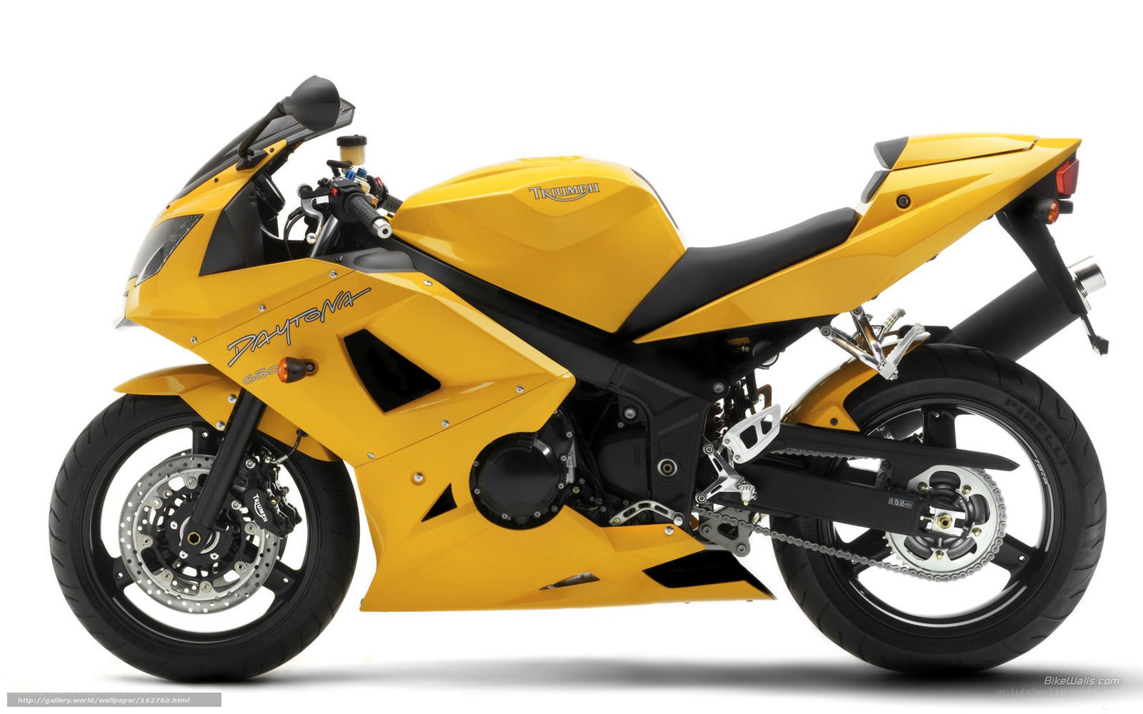 yellow triumph daytona motorcycle
