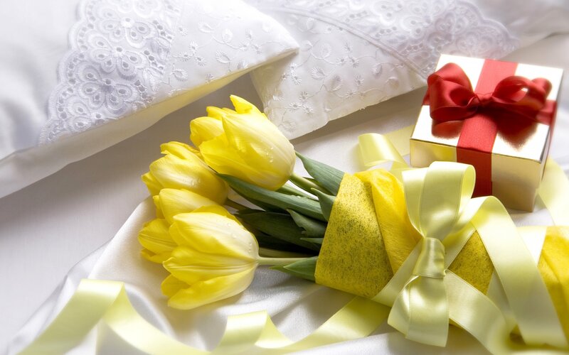 Yellow Tulips Bouquet — Serene